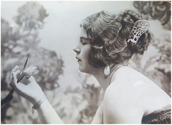 Мама Ирины Цатуровой, 1926 год. Фото из личного архива И. М.Цатуровой