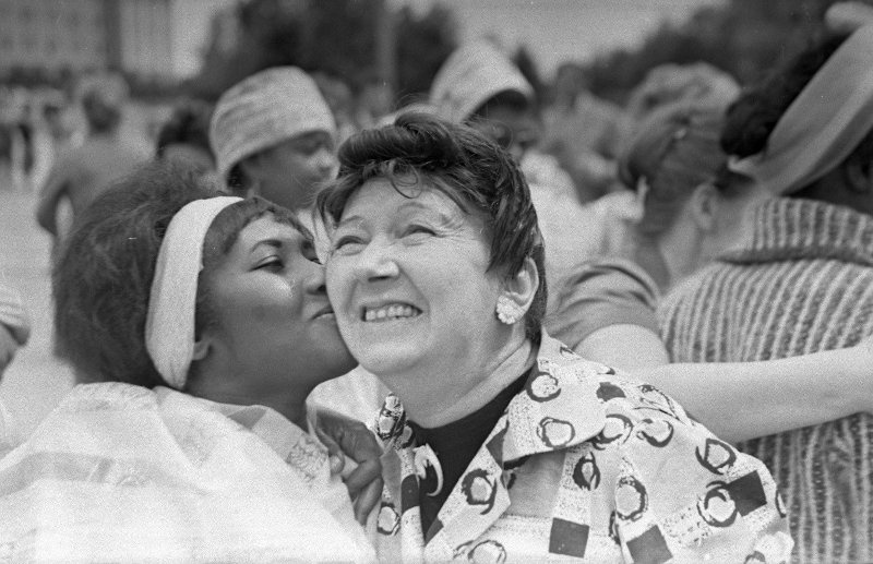 Рина Зелёная на Всемирном конгрессе женщин в Москве. 1963 год. Источник фото: МАММ / МДФ.