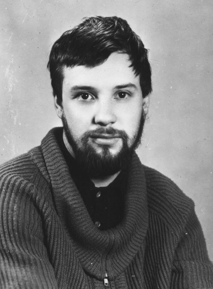 Скворцов Сергей Васильевич (21 октября 1949, Сталинград (ныне Волгоград) — 14 августа 2000, Санкт-Петербург).