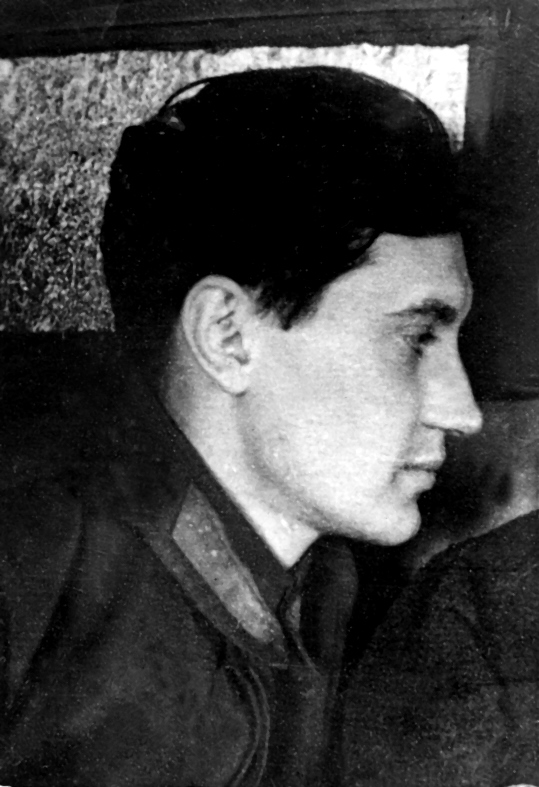 Операторы и работники фронтовых киногрупп. Писарев Николай Владимирович (1918–1944)