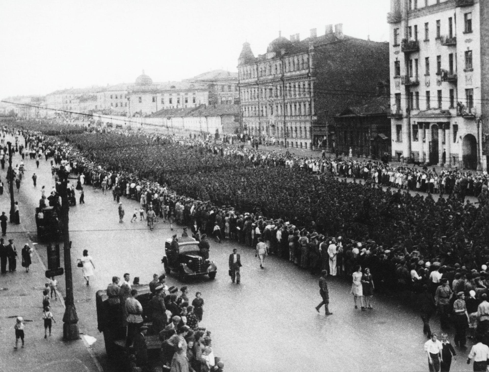 Конвоирование военнопленных немцев через Москву (1944)