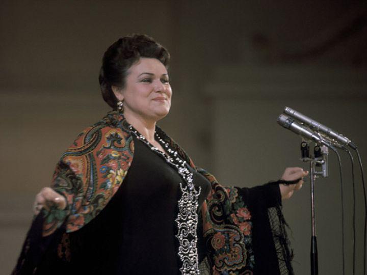 На концерте Людмилы Зыкиной (1978)
