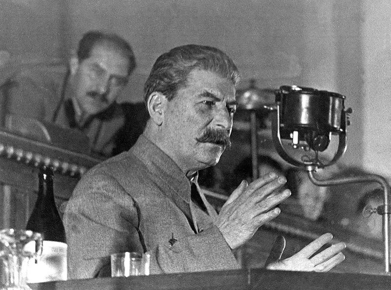 И. В. Сталин выступает на Пленуме ЦК ВКП(б)