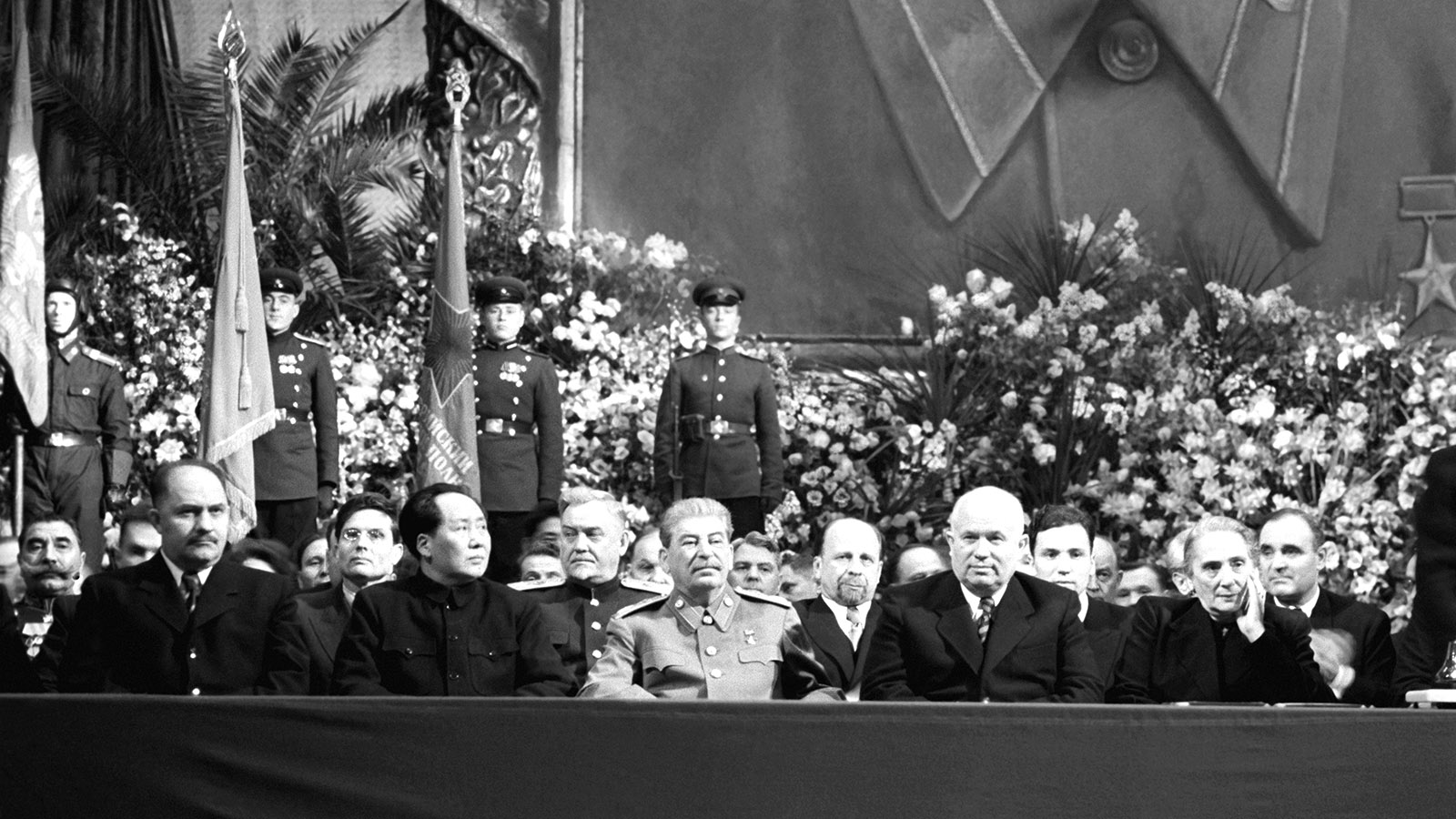 Торжественное заседание в Большом театре СССР по случаю 70-летия Иосифа Виссарионовича Сталина