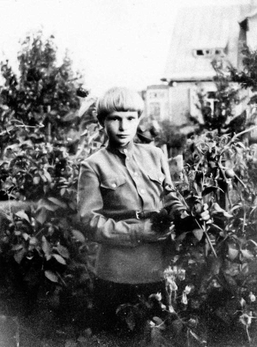 Джемма Фирсова на фронте. Фото из личного архива.