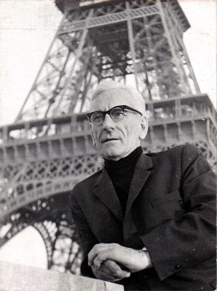 У Эйфелевой башни в Париже. Фото из семейного архива Екатерины Андриканис.