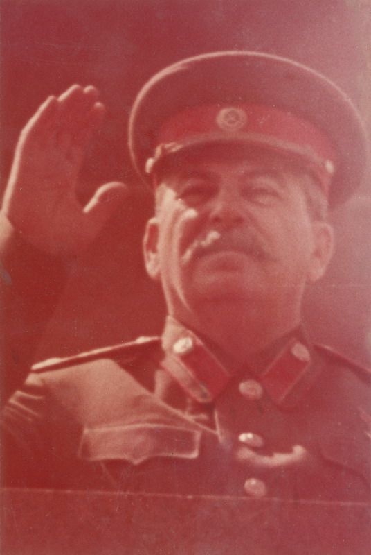 Иосиф Сталин на первомайском параде. 1938 год. Автор фото: Владислав Микоша. Из архива Джеммы Микоши (Фирсовой). Источник: www.russiainphoto.ru.