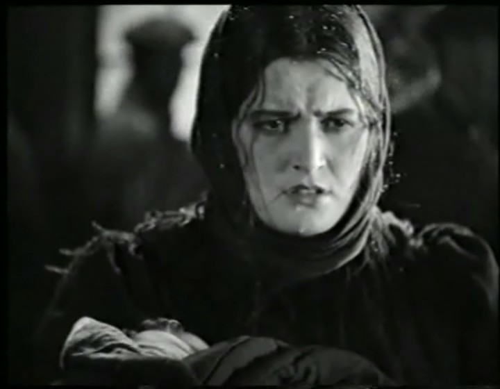 Актриса Эмма. Кадр из фильма «Любовь и ненависть». 1935 год.