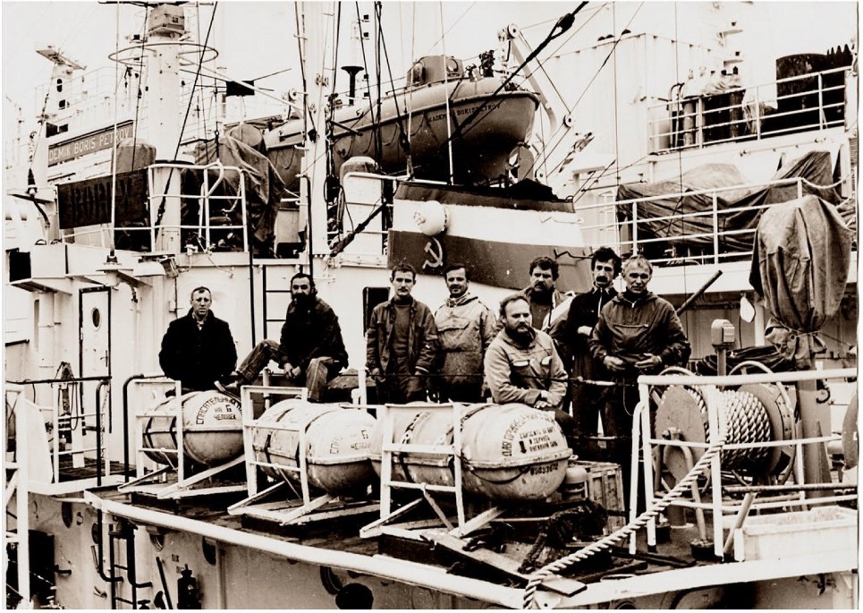Съёмочная группа фильма на пути к Курильским островам. Фото из архива И. Войтенко.