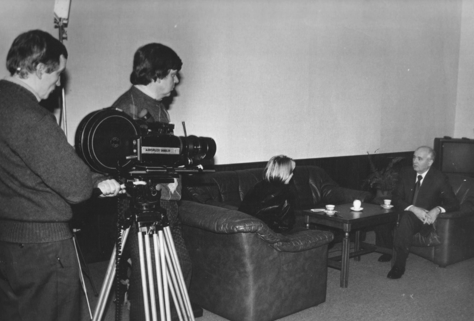 Интервью с первым президентом СССР Михаилом Горбачевым. 1993 год