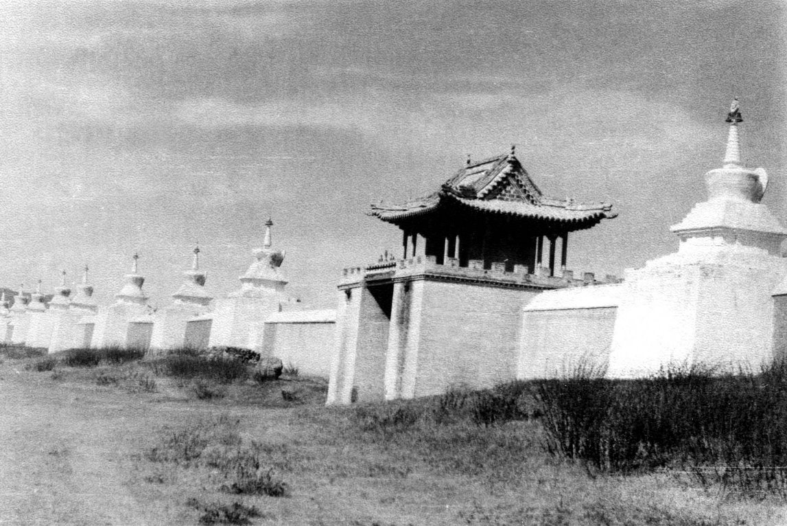 Экспонат #14.  Стена буддийского монастыря Эрдэни-Дзу. 1962-1967 гг.