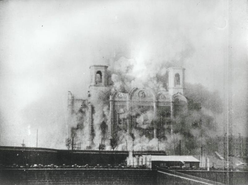 Экспонат #14. Разрушение Храма Христа Спасителя 5 декабря 1931 года